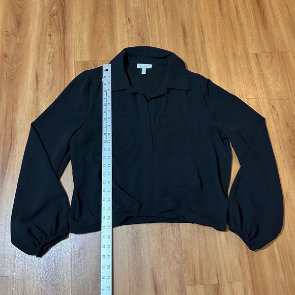 Sofia by Sofia Vergara Black Long Sleeve Notched Collar Blouse - Picture 7 of 10